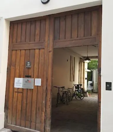 Appartamento Charming In A Courtyard In Parigi